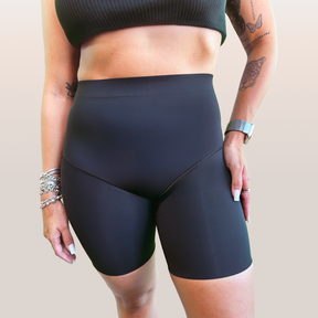 Short Modelador Skin Compression sem costura + Brinde Calcinha Modeladora